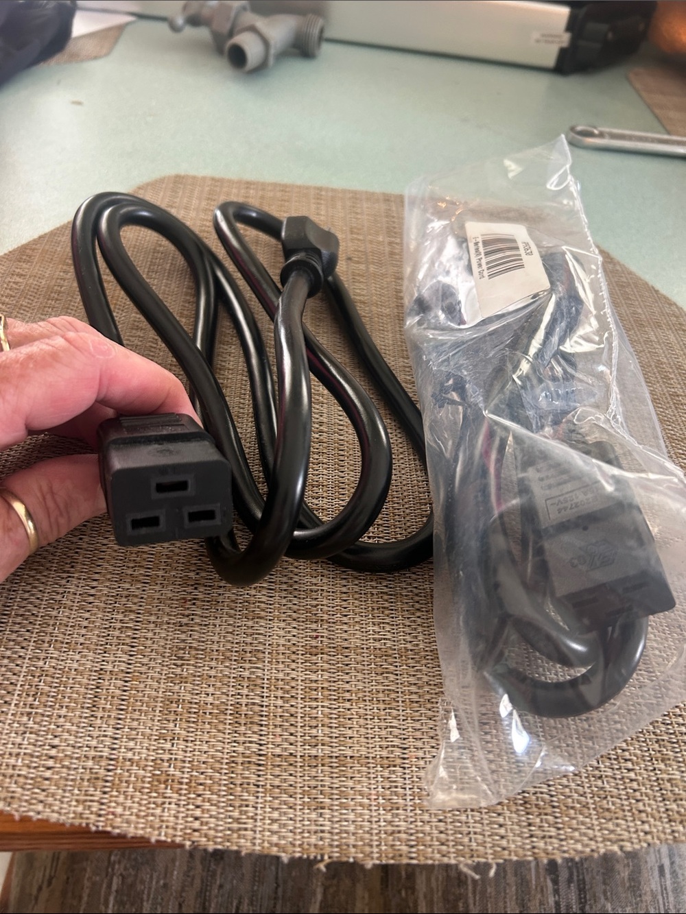Blackstone model 8001 Power Cable - 3 Prong Griddle Cord
(2-cords)